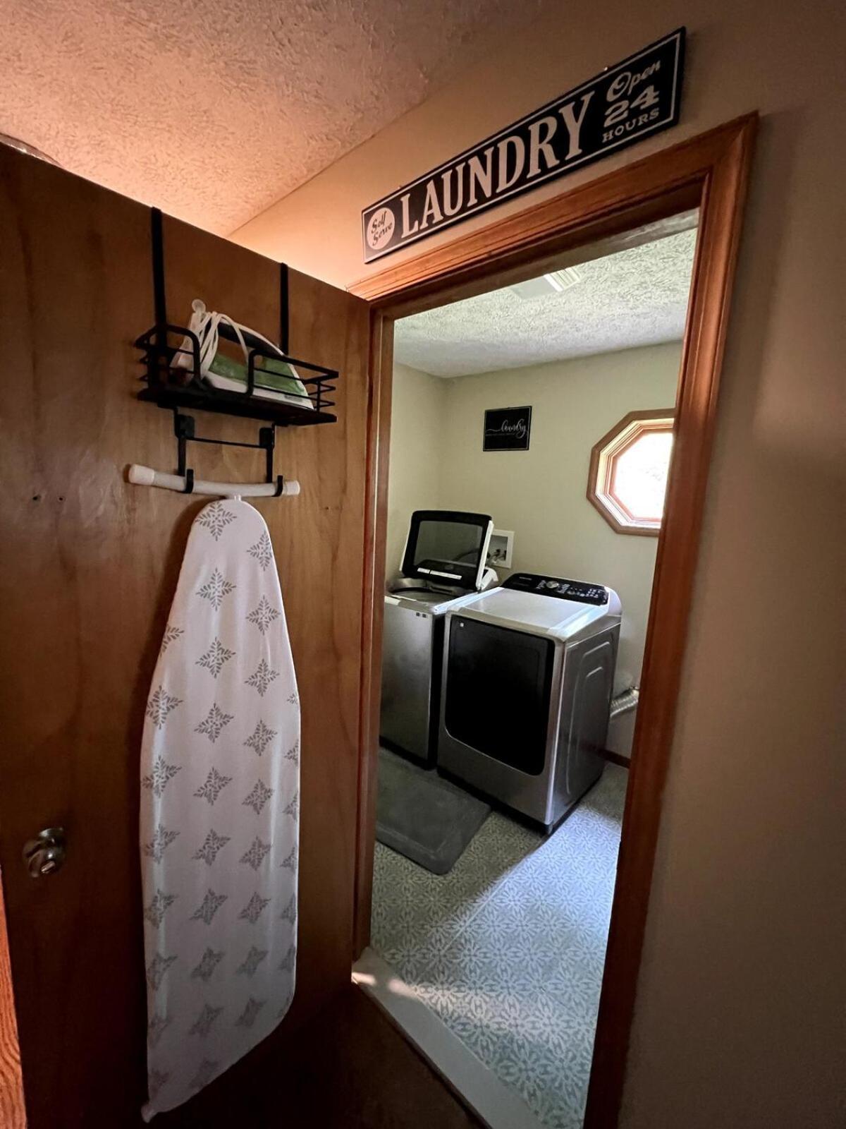 Poconos Getaway Relax W Sauna, Game Rm & Fire Pit Holiday home *